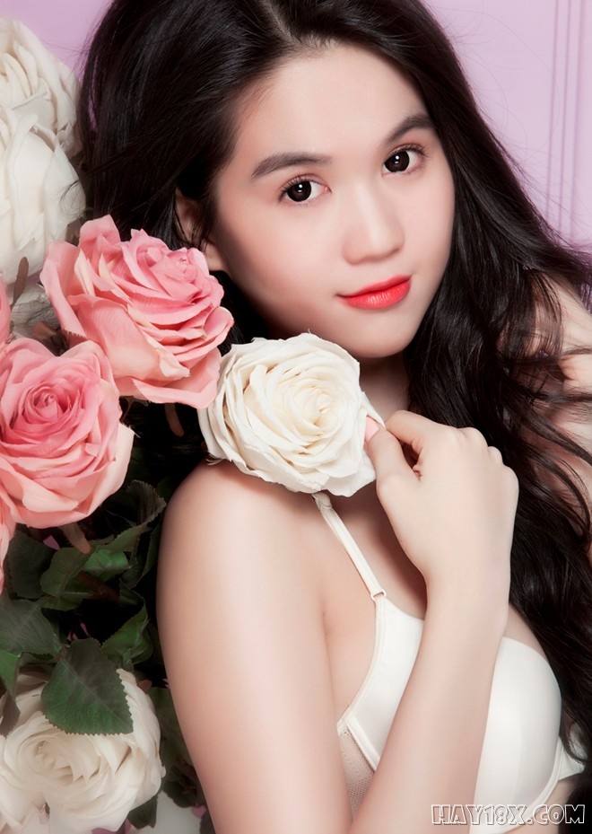 anh ngoc trinh moi nhat chao don valentine hinh 9