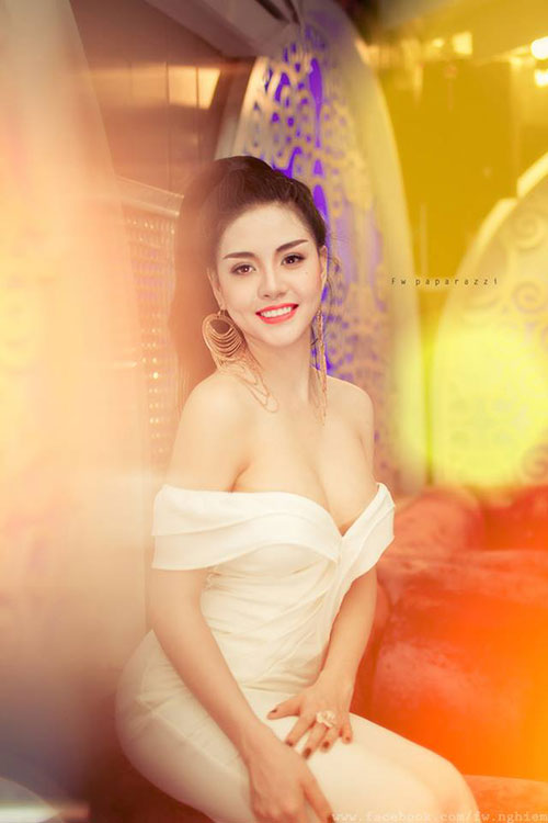 gai xinh ha noi thu dam bi quay len lon ra nuoc anh  5