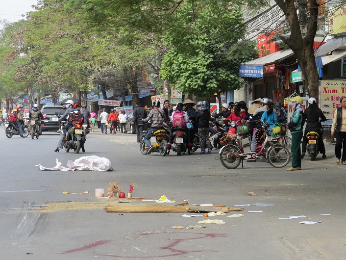 Làm rõ nghi án xe cứu thương bỏ mặc thai phụ bị nạn